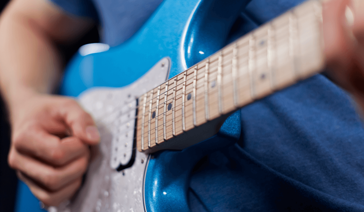 improve-your-lead-guitar-playing
